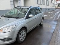 Gebraucht Ford Focus 108 PS (79 kW) 2009 Silber Kombi