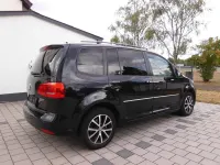 Gebraucht VW Touran Highline 140 PS (102 kW) 2012 Schwarz Van / Kleinbus