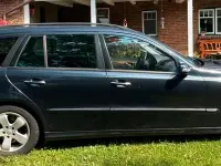 Gebraucht Mercedes E270 177 PS (130 kW) 2003 Blau Kombi
