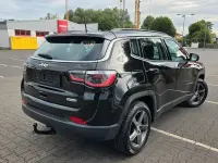Gebraucht Jeep Compass 140 PS (102 kW) 2018 Schwarz SUV