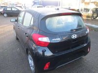 Gebraucht Hyundai i10 Select 63 PS (46 kW) 2024 Schwarz Kleinwagen