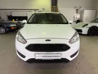 Gebraucht Ford Focus 125 PS (91 kW) 2017 Frozen white Kombi