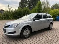 Gebraucht Opel Astra 90 PS (66 kW) 2009 Silber Limousine