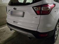 Gebraucht Ford Kuga 120 PS (88 kW) 2018 Weiß SUV