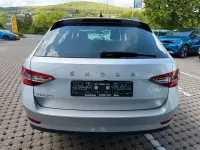 Gebraucht Skoda Superb Ambition 150 PS (110 kW) 2023 Silber Kombi