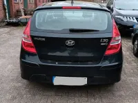 Gebraucht Hyundai i30 Classic 109 PS (80 kW) 2011 Schwarz Limousine