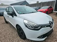 Gebraucht Renault Clio IV 90 PS (66 kW) 2014 Weiß Limousine