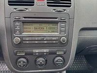 Gebraucht VW Golf V 105 PS (77 kW) 2004 Silber Kleinwagen