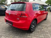 Używany VW Golf VII Allstar 110 KM (80 kW) 2016 Czerwony Sedan/Limuzyna