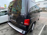 Gebraucht VW Multivan 179 PS (131 kW) 2014 Blau Van / Kleinbus