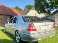 Używany Mercedes C280 196 KM (144 kW) 1996 Srebrny Sedan/Limuzyna