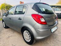 Gebraucht Opel Corsa Selection 69 PS (50 kW) 2010 Silbersee/silver lake Kleinwagen