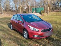 Gebraucht Kia Ceed 99 PS (72 kW) 2013 Rot Kleinwagen