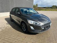 Używany Ford Focus Titanium 125 KM (91 kW) 2019 Szary Sedan/Limuzyna