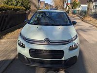Gebraucht Citroën C3 Live 82 PS (60 kW) 2017 Grün Limousine