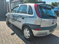 Gebraucht Opel Corsa 58 PS (42 kW) 2001 Silber Kleinwagen
