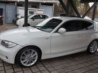 gebraucht BMW 120 d M-Sportpaket*Perf. Kit+Ausp~Navi~17" M~Gel.