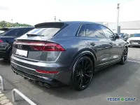 Gebraucht Audi SQ8 Ambiente 507 PS (372 kW) 2025 Daytonagrau perleffekt SUV