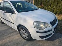 Gebraucht VW Polo 60 PS (44 kW) 2007 Weiß Kleinwagen