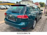 Gebraucht VW Golf VII Comfortline 116 PS (85 kW) 2017 Grün Kombi