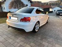 Gebraucht BMW 120 177 PS (130 kW) 2011 Weiß Kleinwagen