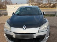 Gebraucht Renault Mégane 113 PS (83 kW) 2009 Silber Limousine
