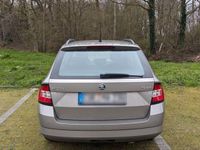 gebraucht Skoda Fabia 1.2l TSI Ambition Combi *1.Hand*SHZ