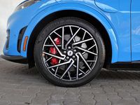 Gebraucht Ford Mustang Mach-E GT Extended Range 358 kW (487 PS) 2022 Grabber blue metallic SUV