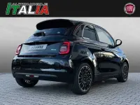 Gebraucht Fiat 500e Icon 86 kW (118 PS) 2022 Schwarz Kleinwagen
