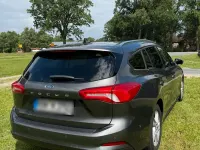 Gebraucht Ford Focus 120 PS (88 kW) 2020 Grau Kombi