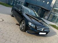 Gebraucht Mercedes E220 194 PS (142 kW) 2017 Schwarz Kombi