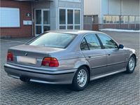 Gebraucht BMW 523 170 PS (125 kW) 1998 Grau Limousine