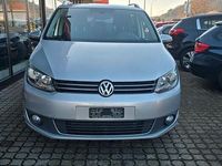 Gebraucht VW Touran Comfortline 140 PS (102 kW) 2013 Silber Van / Kleinbus