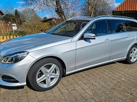 Gebraucht Mercedes E220 170 PS (125 kW) 2014 Silber Kombi