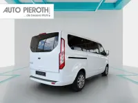 Gebraucht Ford Tourneo Titanium 150 PS (110 kW) 2023 Frozen white Van / Kleinbus