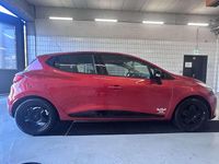Gebraucht Renault Clio IV 90 PS (66 kW) 2013 Rot Limousine