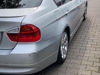 Gebraucht BMW 318 129 PS (94 kW) 2006 Silber Limousine