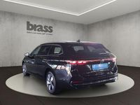 Gebraucht VW Passat Elegance 193 PS (141 kW) 2024 Grenadillschwarz metallic Kombi