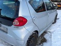 Gebraucht Toyota Aygo 68 PS (50 kW) 2008 Grau Kleinwagen