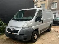 Gebraucht Peugeot Boxer 100 PS (73 kW) 2010 Silber Van