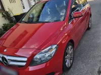Gebraucht Mercedes B200 156 PS (114 kW) 2012 Rot Kleinwagen