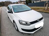 Gebraucht VW Polo 75 PS (55 kW) 2012 Weiß Kleinwagen