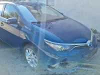 Gebraucht Toyota Auris Hybrid Edition-S 99 PS (72 kW) 2016 Blau Limousine