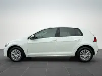 Gebraucht VW Golf VII Trendline 86 PS (63 kW) 2019 Weiß Limousine