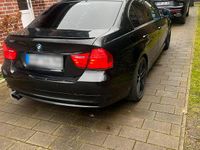 Second-hand BMW 325 218 CP (160 kW) 2009 Negru Berlinǎ