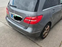 Gebraucht Mercedes B180 108 PS (79 kW) 2012 Grau Kleinwagen
