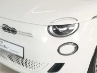 Gebraucht Fiat 500e 86 kW (118 PS) 2023 Weiß Limousine