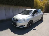 Gebraucht Toyota Auris Life 90 PS (66 kW) 2009 Silber Kleinwagen
