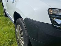 Gebraucht Dacia Duster Celebration 105 PS (77 kW) 2014 Weiß SUV