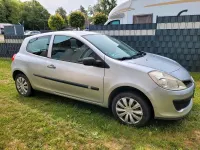 Gebraucht Renault Clio 75 PS (55 kW) 2009 Grau Kleinwagen